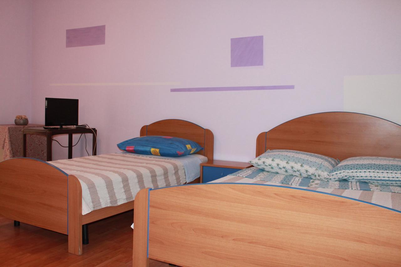 Apartments Ana Pula Bagian luar foto